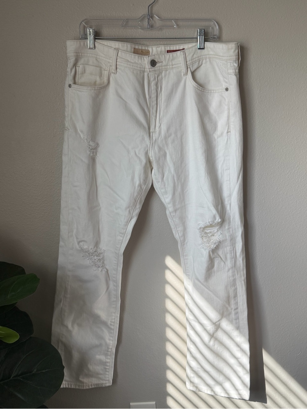 anthropologie pilcro distressed slim boyfriend jeans white women’s 32 - Picture 2 of 5